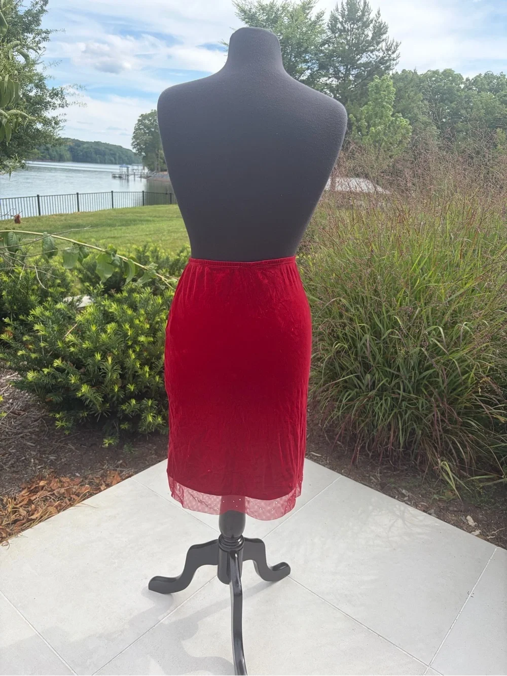 Y2K BCBG Max Azria Red Crushed Velvet Midi Skirt Size Small Rhinestone Mesh Hem